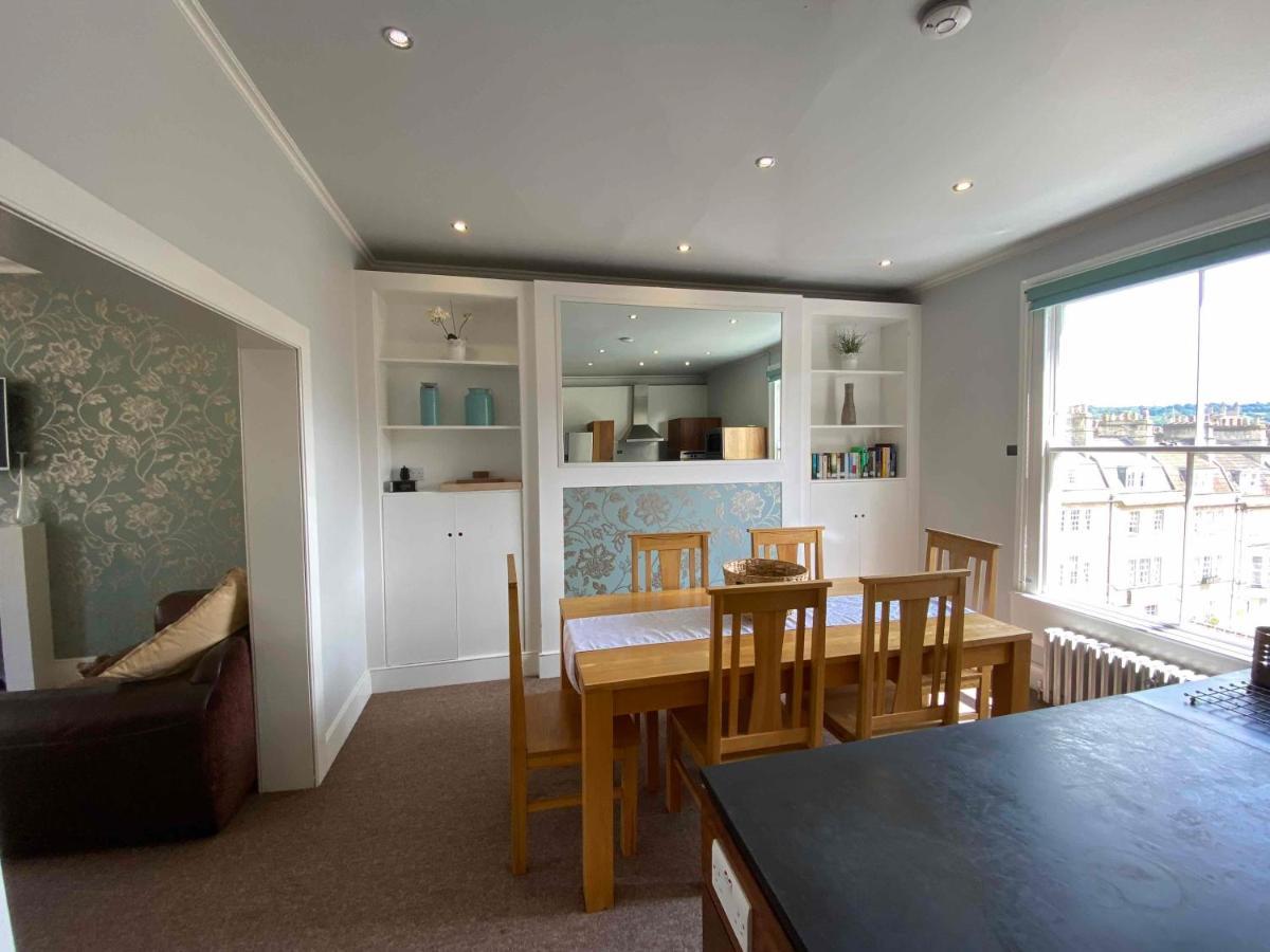 Bath Roof Terrace Apartment, City Centre, Sleeps Up To 8 Exterior photo