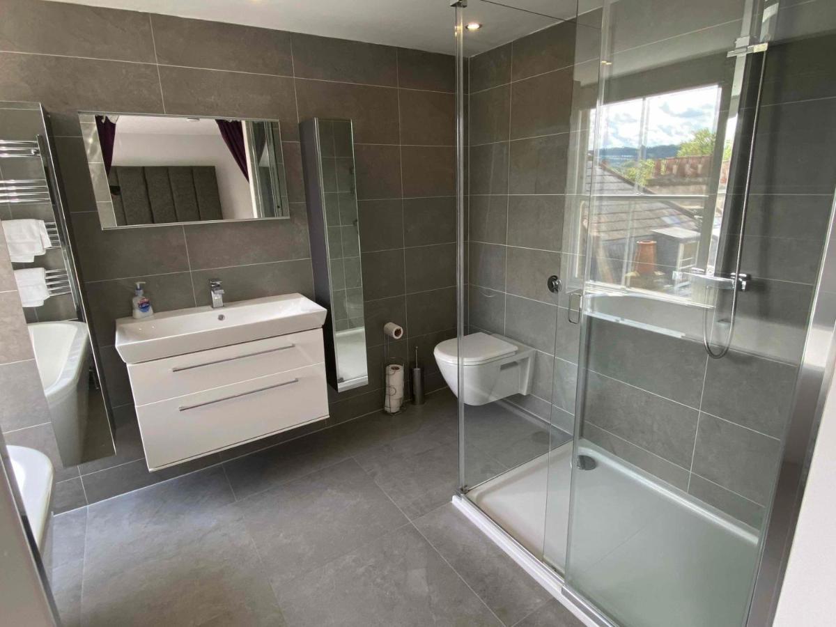 Bath Roof Terrace Apartment, City Centre, Sleeps Up To 8 Exterior photo