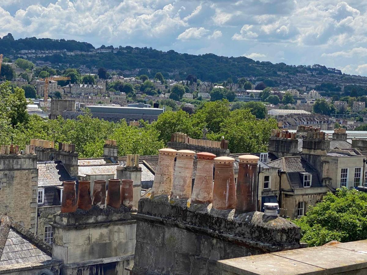 Bath Roof Terrace Apartment, City Centre, Sleeps Up To 8 Exterior photo