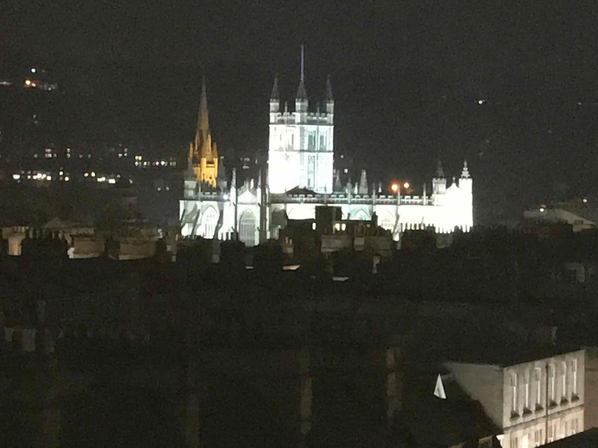 Bath Roof Terrace Apartment, City Centre, Sleeps Up To 8 Exterior photo